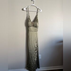 Revelry Green Satin Dress Leg Slit size 18 bridesmaid wedding guest